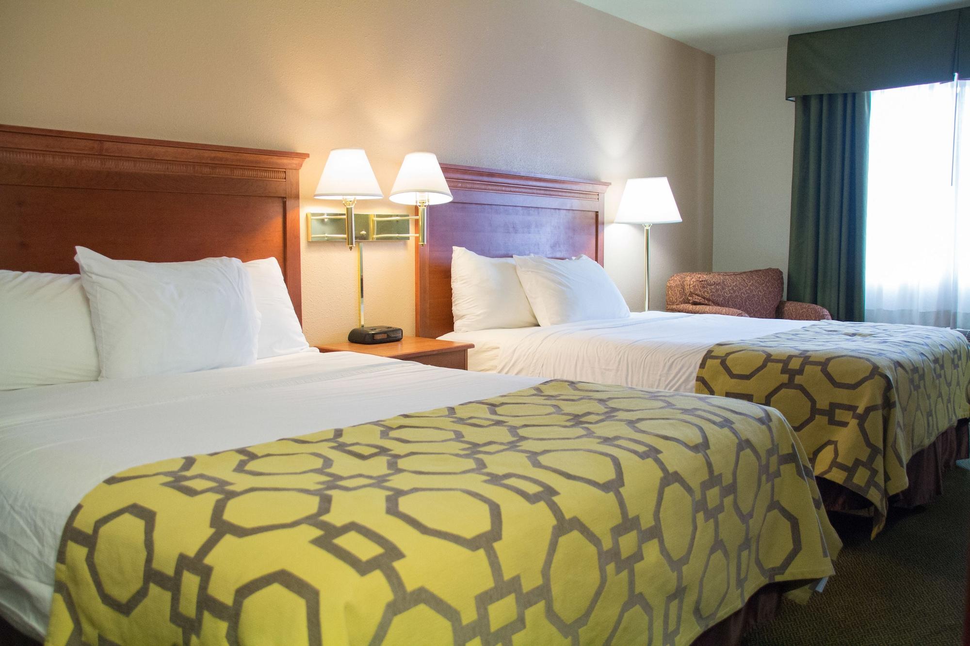 Baymont By Wyndham Yreka Hotel Exterior photo